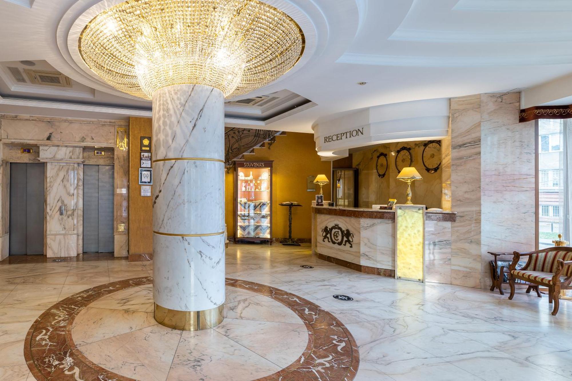 Eurohotel Lviv Exterior foto